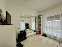 Pilisvörösvár 双面别墅 16