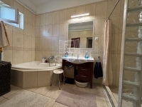 Mende Casa Familiala 4