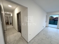 Albertirsa 双面别墅 8