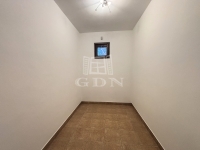 Vecsés 家庭别墅 9