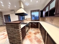 Vecsés 家庭别墅 2