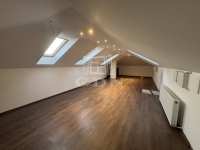 Vecsés 家庭别墅 11