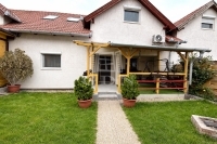 Csévharaszt 联排别墅 13