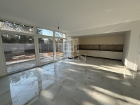 Üllő 双面别墅 0
