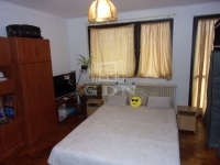 Péteri 家庭别墅 8