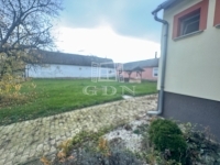 Ivándárda Family House 3