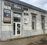 Pécs Üzlethelyiség 12