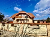 Balatonfűzfő 家庭别墅 0