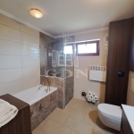 Balatonfőkajár Family House 8