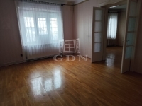 Pétfürdő 公寓房（砖头） 1