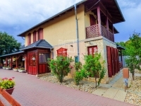 Eladó családi ház Gödöllő, 390m2