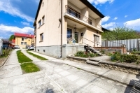 Pécel 家庭别墅 14