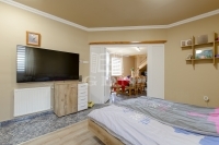 Pécel 家庭别墅 5