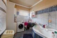 Pécel 家庭别墅 6