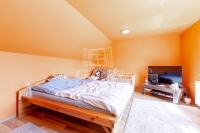 Pécel 家庭别墅 13