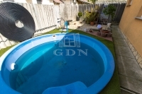 Pécel 家庭别墅 23