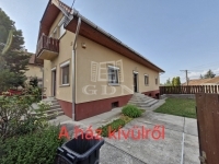 Eladó családi ház Dány, 310m2