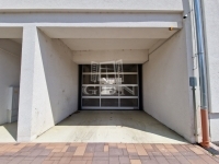 Hatvan 公寓房（砖头） 2