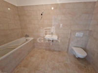 Hatvan 公寓房（砖头） 12