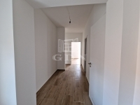 Hatvan 公寓房（砖头） 10