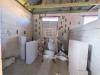 Monor Family House 1