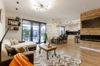 Szada 双面别墅 1