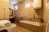 Tura Casa Familiala 10