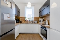 Üllő Совмещенный дом 5