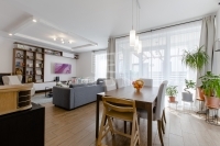 Üllő Совмещенный дом 3