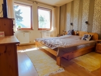 Fót Casa Familiala 4