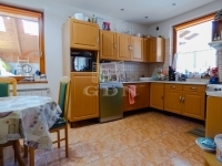 Fót Casa Familiala 10