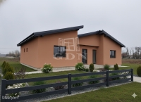 Jakabszállás Einfamilienhaus - 74.900.000 HUF