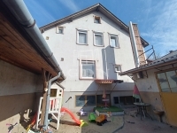 Eladó lakás (téglaépítésű) Kecskemét, 170m2