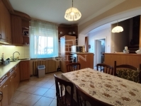 Kecskemét 双面别墅 - 89.900.000 HUF