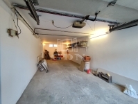 Kecskemét 双面别墅 9