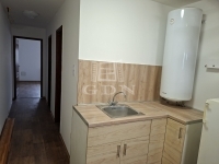 Kecskemét 公关公寓 3