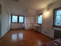 Kiskunfélegyháza Family House 8