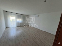 Kecskemét 公寓房（非砖头） 0