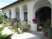 Tököl 家庭别墅 15