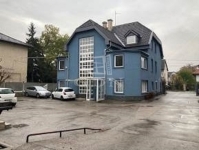 Budapest XIV. kerület 办公室 1