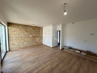 Vác Lakás (téglaépítésű) 0