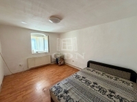 Váchartyán Családi ház 15