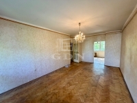 Vác Lakás (csúsztatott zsalu) 6