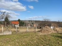 Pákozd 土地 27
